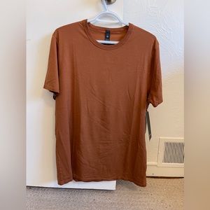 BNWT Lululemon Fundamental T
